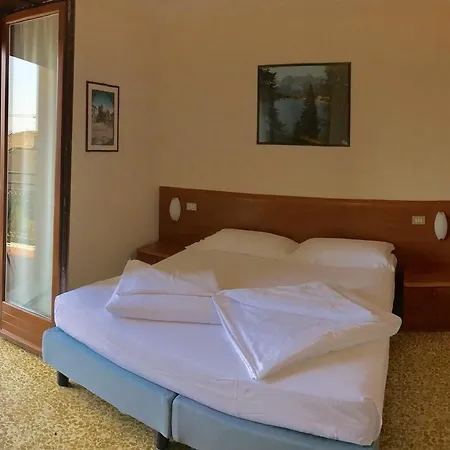 Speranza Torri Del Benaco